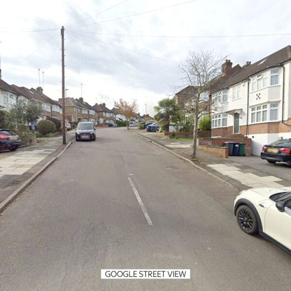 Barnet house fire kills two people