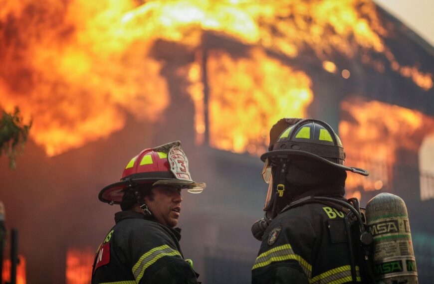‘State of catastrophe’ in Chile as deadly wildfires rage