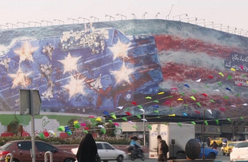 Iran unveils mural warning US not to launch military strike