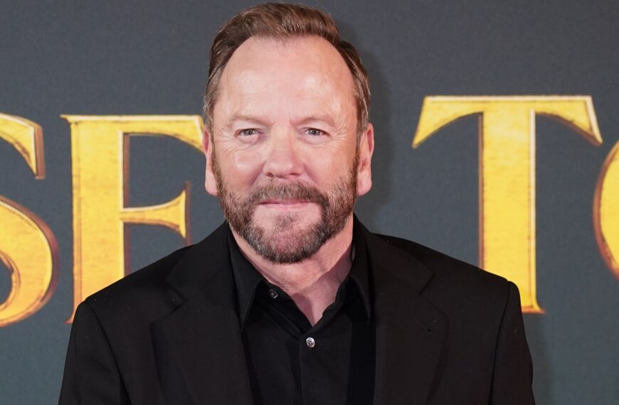 Emmy award winner Kiefer Sutherland of 24 and Designated Survivor fame arrested after allegedly assaulting lift share driver