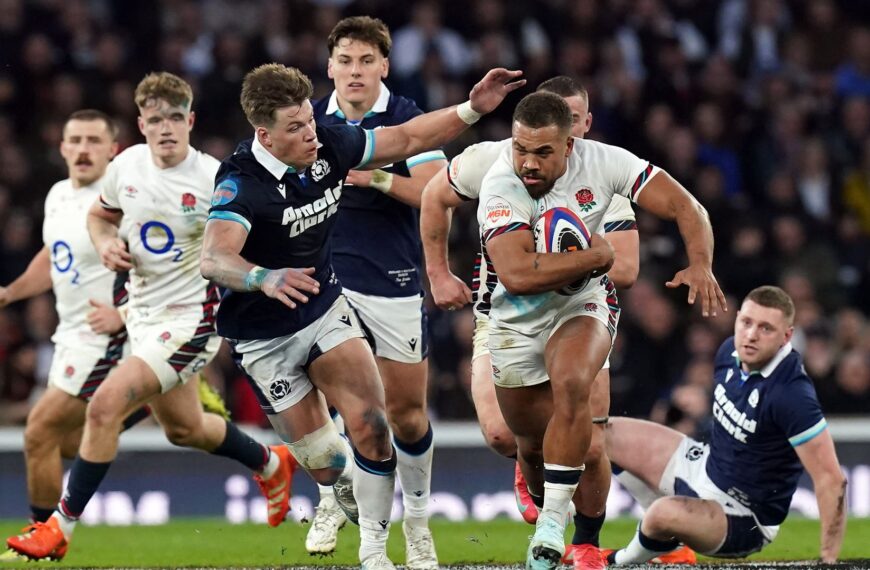 KKR in talks to score with £2.4bn deal for Six Nations Rugby investor