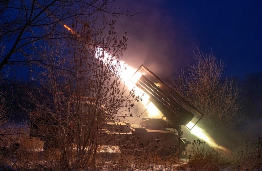 How close is a peace deal in Ukraine – and have we been here before?