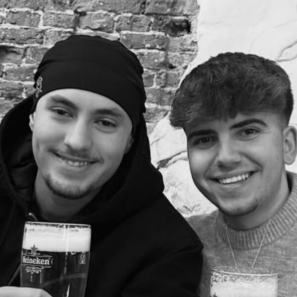 Tributes paid to two young ‘best friends’ found dead in Eryri mountain range