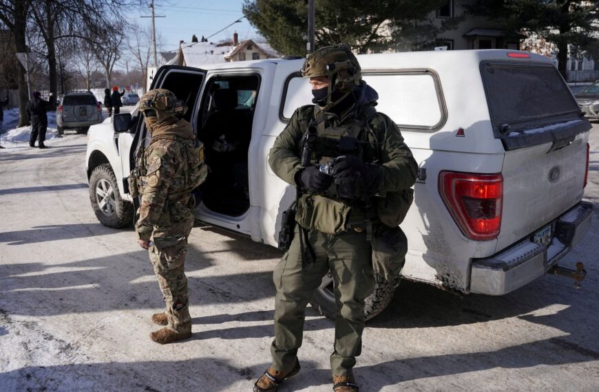 Trump orders 700 immigration agents out of Minnesota after US citizens shot dead