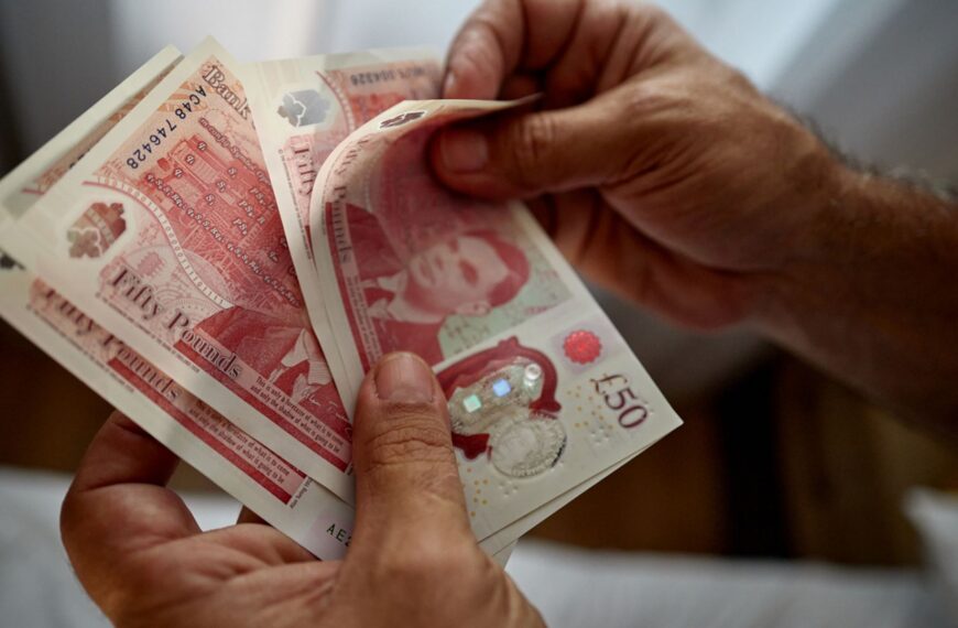 Bank boss pay surges after bumper profits at Lloyds, Barclays and NatWest