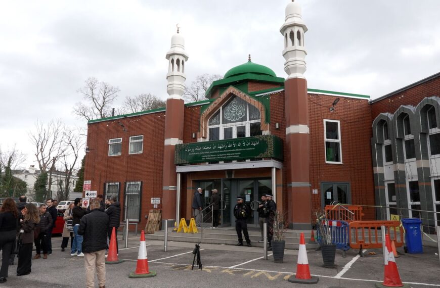 Sir Keir Starmer ‘concerned’ after man with axe arrested at mosque