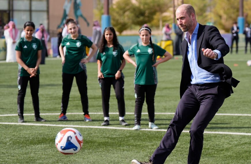 William didn’t react to Epstein question – but his actions on Saudi trip have been telling