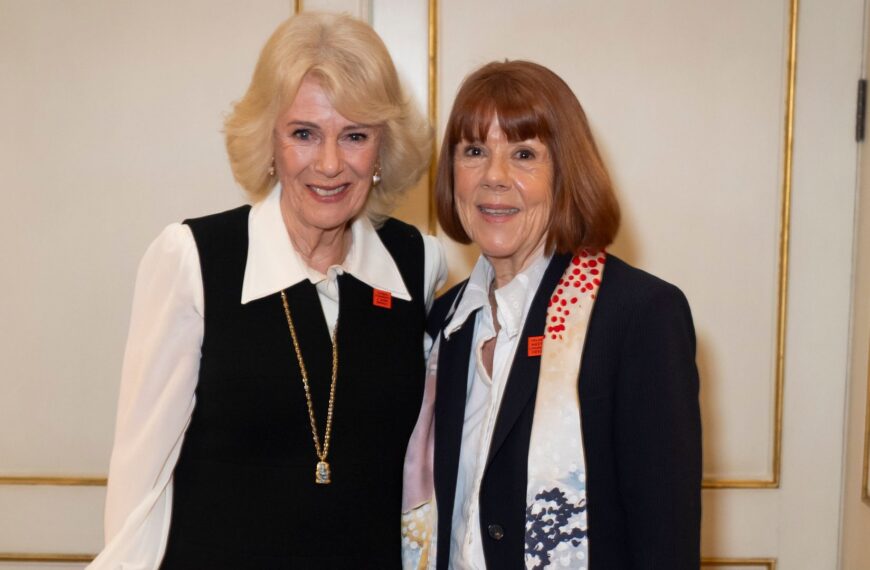 Queen meets Gisele Pelicot and praises rape survivor’s ‘extraordinary dignity’