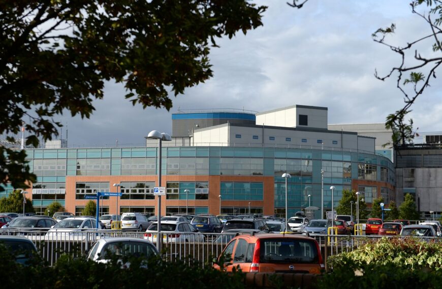 Major incident declared after fire at University Hospital Southampton