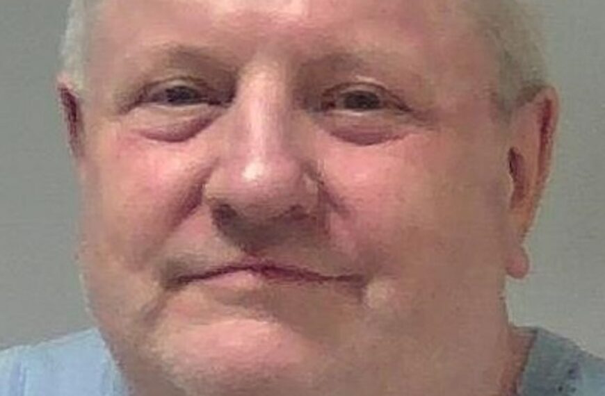 ‘Suffolk strangler’ Steve Wright pleads guilty to murder of teen in 1999