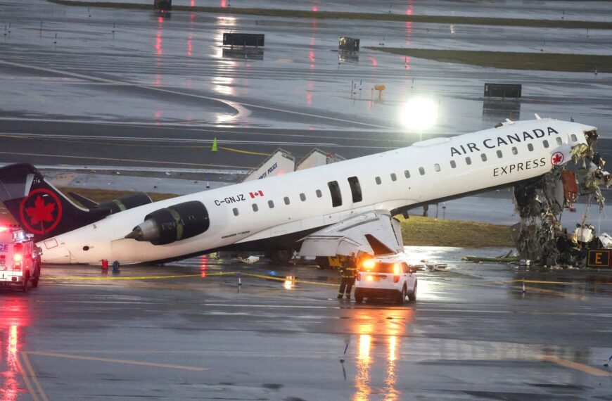 LaGuardia crash: Air traffic controller repeatedly told fire engine to ‘stop’ ahead of deadly plane collision