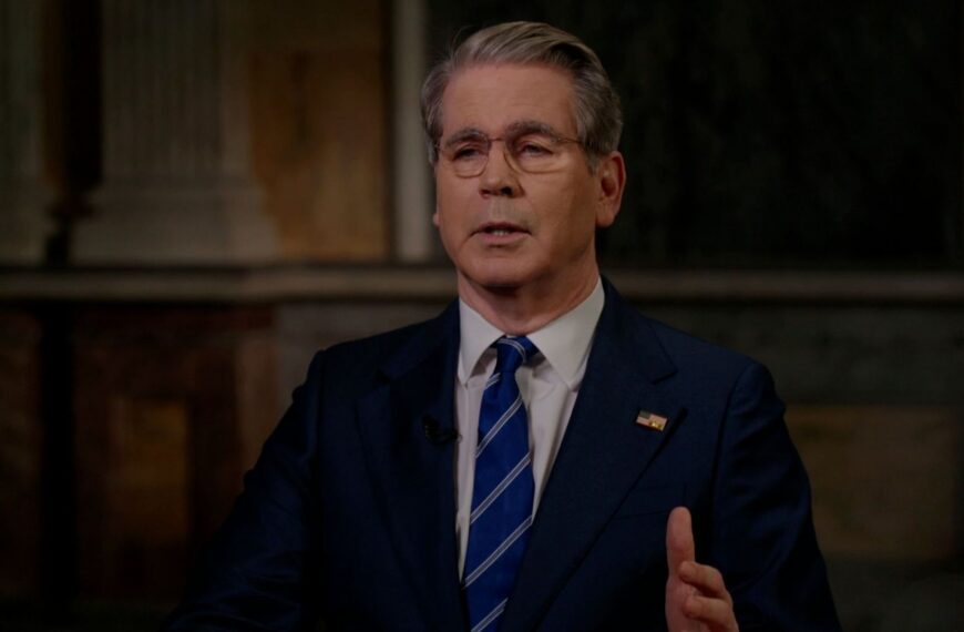 US Navy to escort oil tankers through Strait of Hormuz, treasury secretary tells Sky News