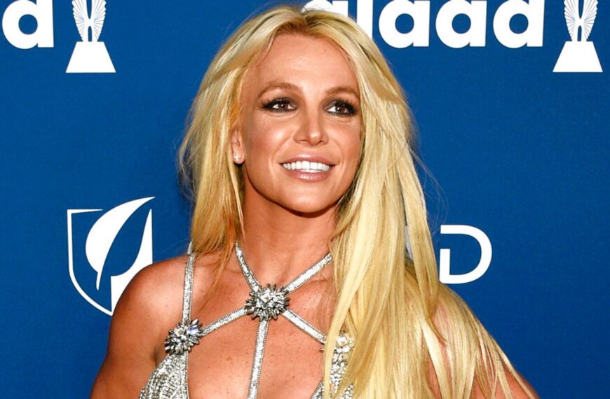 Britney Spears seen driving ‘erratically’ before arrest, say police