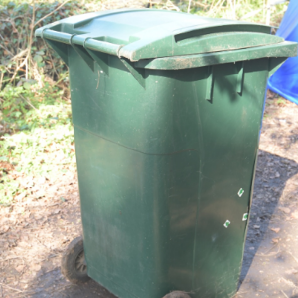 Police appeal for help to identify ‘distinctively’ tattooed man found dead in wheelie bin