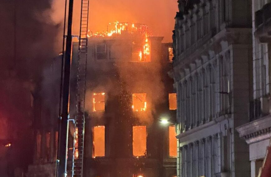 Huge fire shuts Scotland’s busiest train station indefinitely