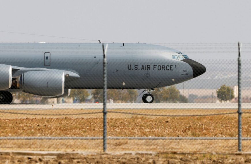 All six crew members killed in US refuelling plane crash in Iraq