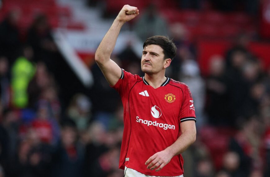 Harry Maguire: Manchester United defender sentenced over 2020 Mykonos incident