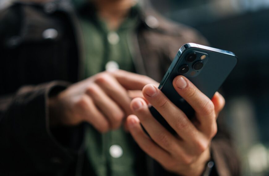 Ad for AI editing app which said it could ‘erase anything’ banned for sexualising women