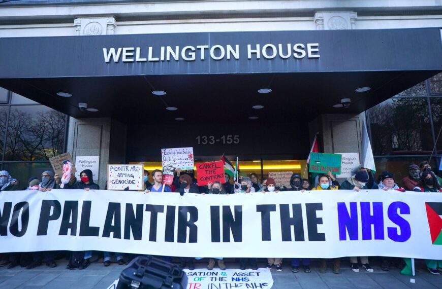 NHS hospitals urged to reject £330m data platform part-owned by Trump ally