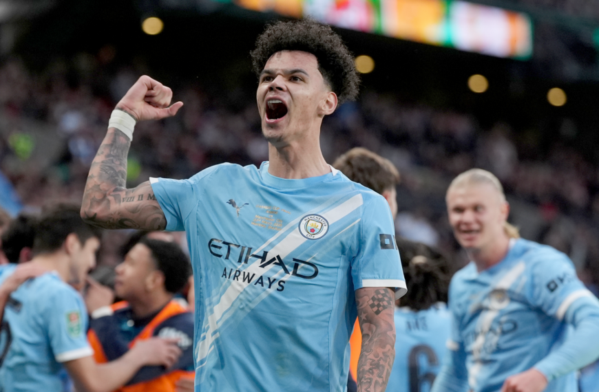 Manchester City stun Arsenal to win Carabao Cup final as O’Reilly scores two goals in four minutes