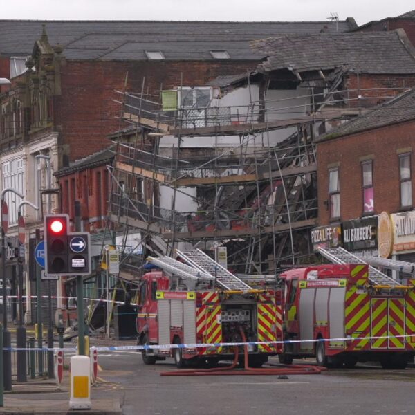 Five people escape and two injured after building collapses in Oldham