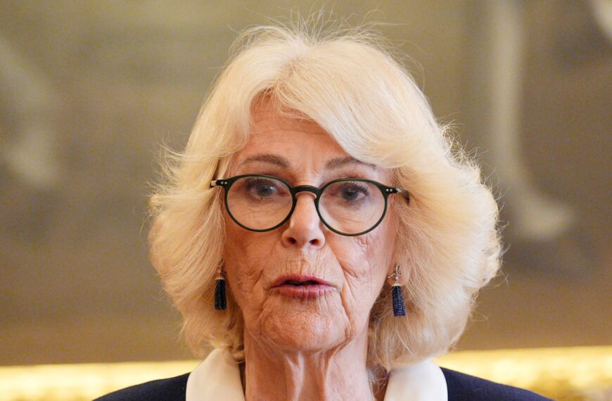 Queen supports abuse survivors in speech seen as reference to ‘Epstein issue’