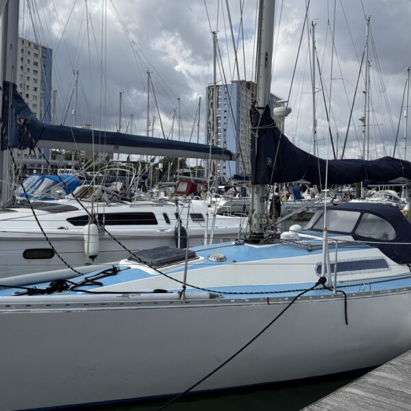 Ukrainians who ran ‘premium’ migrant smuggling service to UK jailed